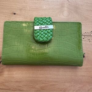 Buxton Lime Green Croc-Embossed Wallet